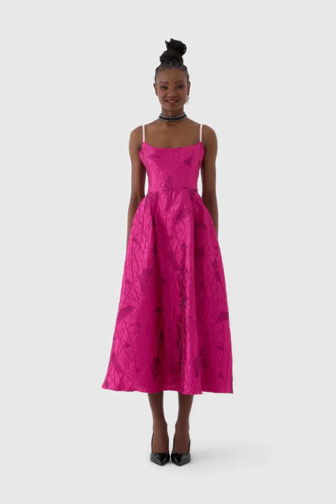 Fuşya Dokulu Midi Boy Kokteyl Elbisesi