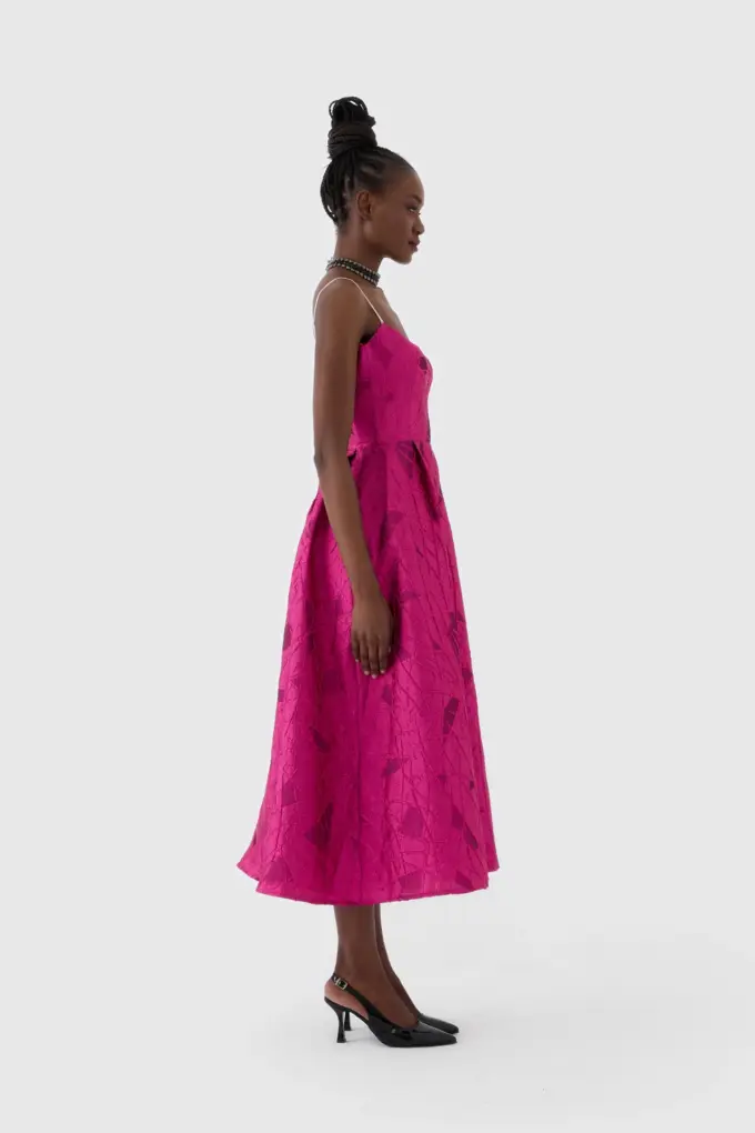 Fuşya Dokulu Midi Boy Kokteyl Elbisesi